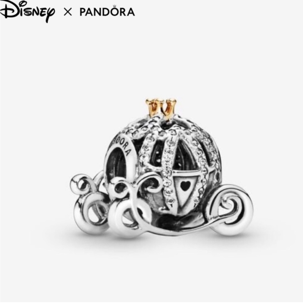 Pandora Disney Cinderella Sparkling Carriage Charm